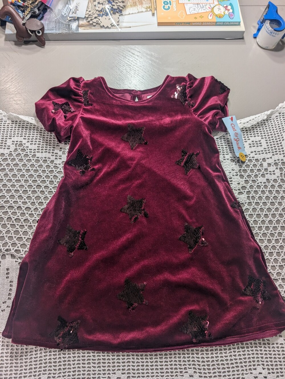 NWT Cat & Jack Girls' Size 4/5 Burgundy Velvet Star Dress
